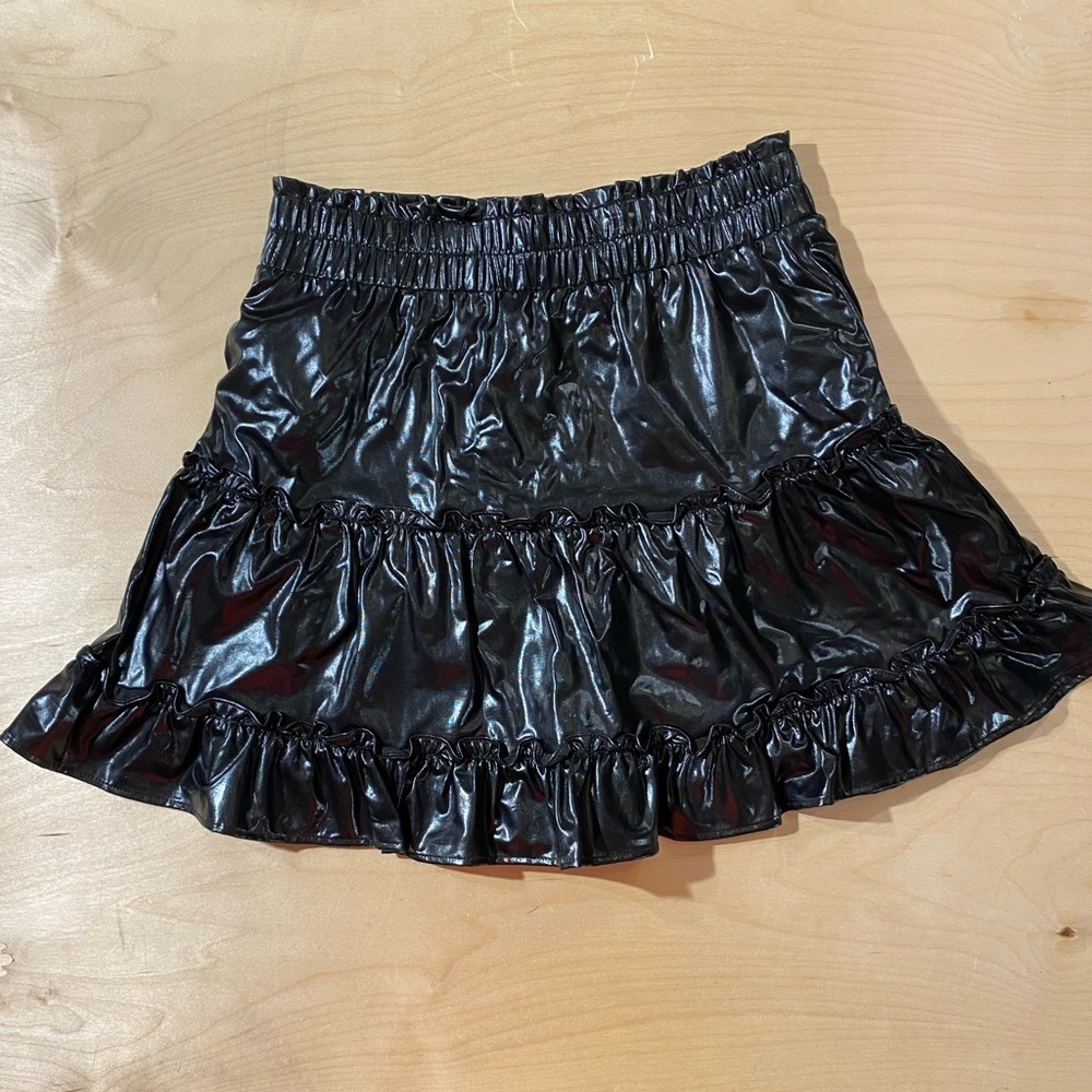 JODIFL Shiny Black Ruffled Mini Skirt Medium (EF)